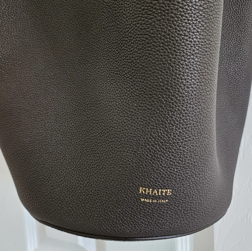 Khaite Small Lotus Bag Dark Brown Pebbled Leather Excellent Condition MSRP $2480 - Picture 10 of 16